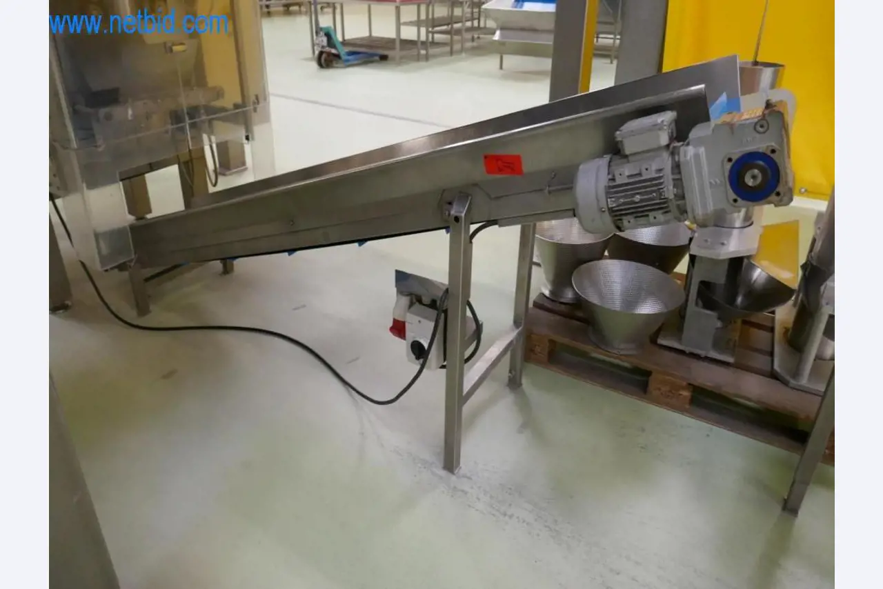 Dobro vzdrževani stroji in tehnična oprema iz živilskopredelovalnega sektorja-29