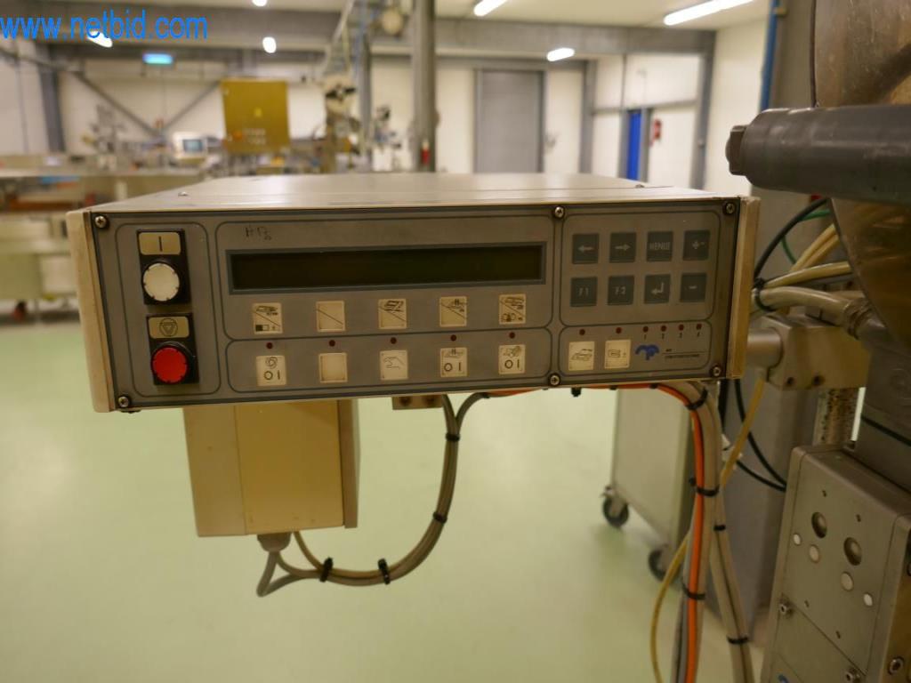 Máquinas y equipos técnicos del sector alimentario en buen estado de conservación-16