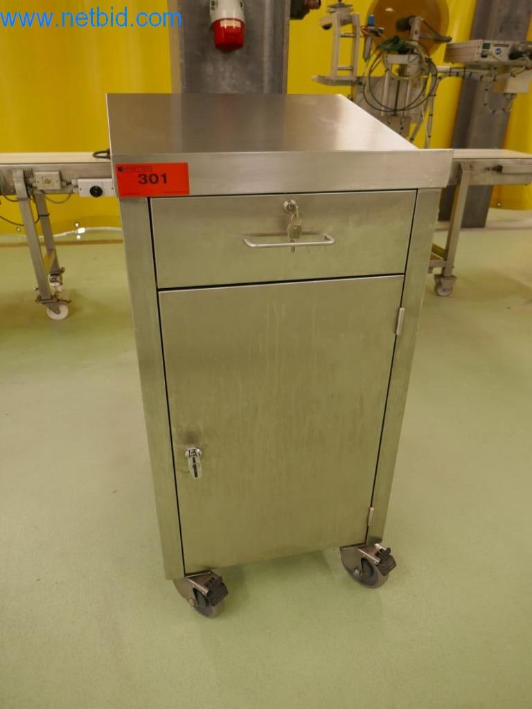 Máquinas y equipos técnicos del sector alimentario en buen estado de conservación-21