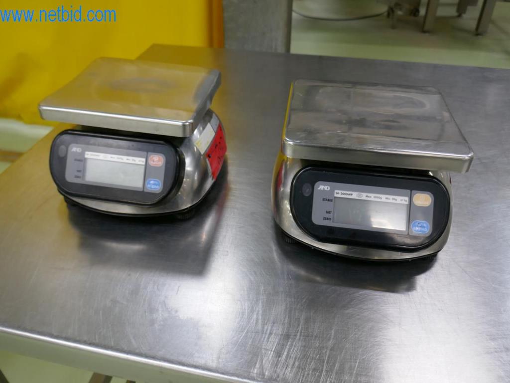 Máquinas y equipos técnicos del sector alimentario en buen estado de conservación-7