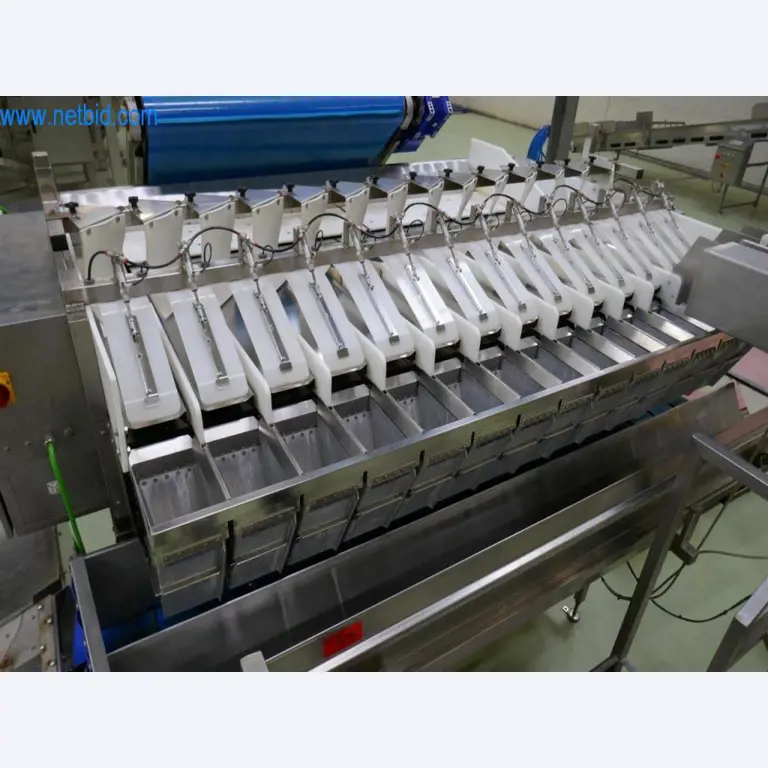 Dobro vzdrževani stroji in tehnična oprema iz živilskopredelovalnega sektorja-8