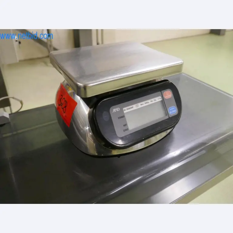 Dobro vzdrževani stroji in tehnična oprema iz živilskopredelovalnega sektorja-1