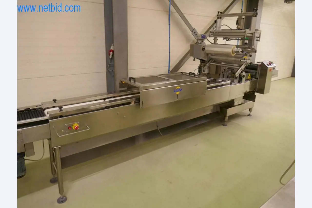 Máquinas y equipos técnicos del sector alimentario en buen estado de conservación-16