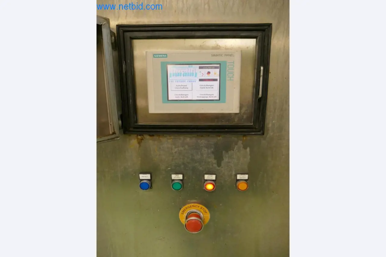 Dobro vzdrževani stroji in tehnična oprema iz živilskopredelovalnega sektorja-43