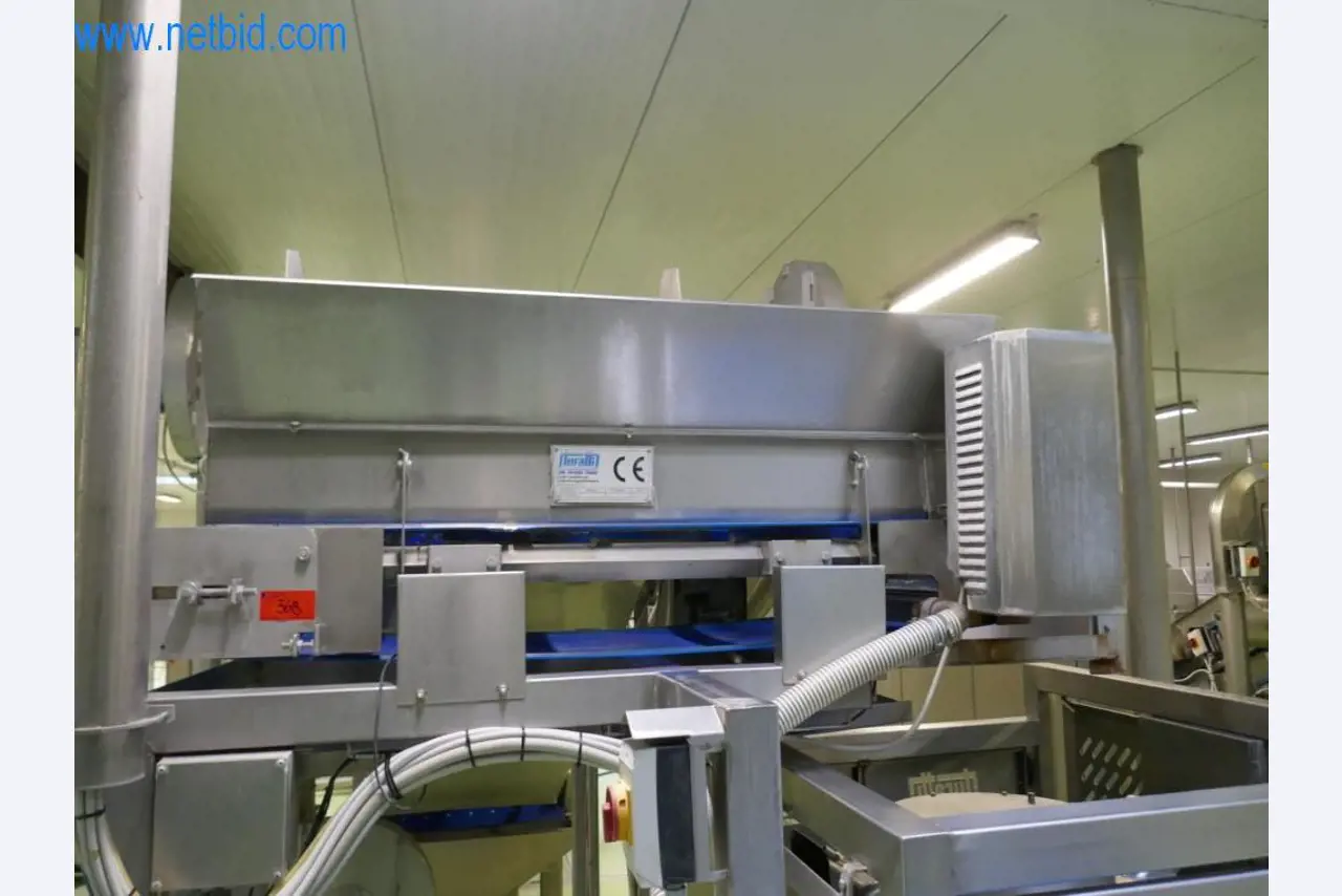 Dobro vzdrževani stroji in tehnična oprema iz živilskopredelovalnega sektorja-45