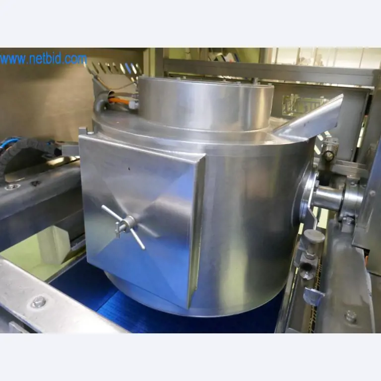 Dobro vzdrževani stroji in tehnična oprema iz živilskopredelovalnega sektorja-49