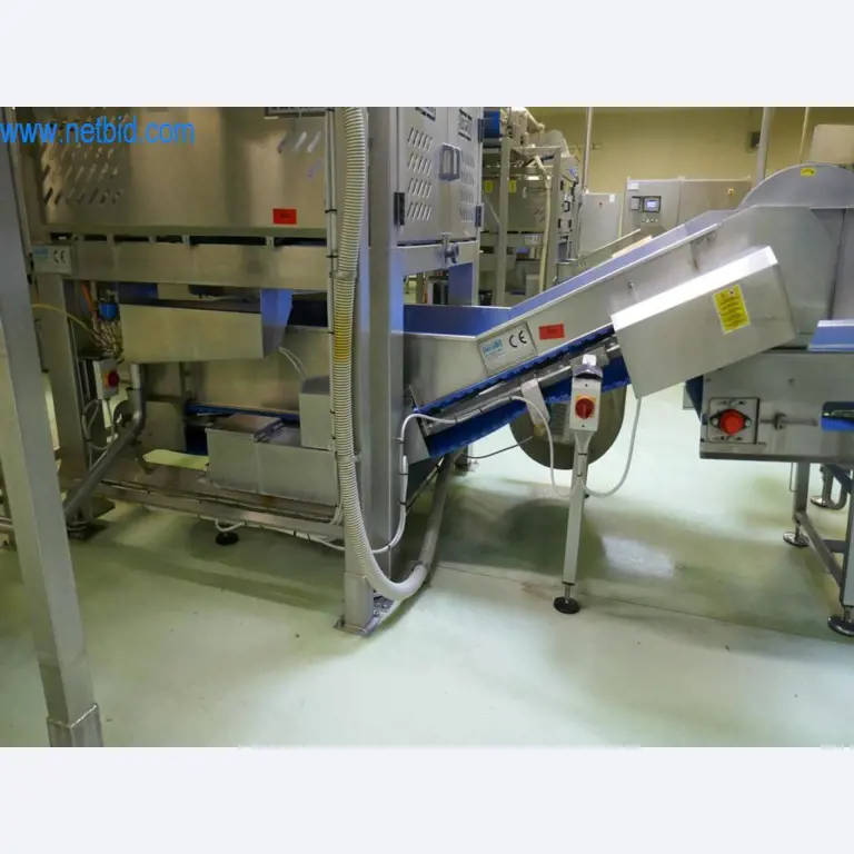 Dobro vzdrževani stroji in tehnična oprema iz živilskopredelovalnega sektorja-54