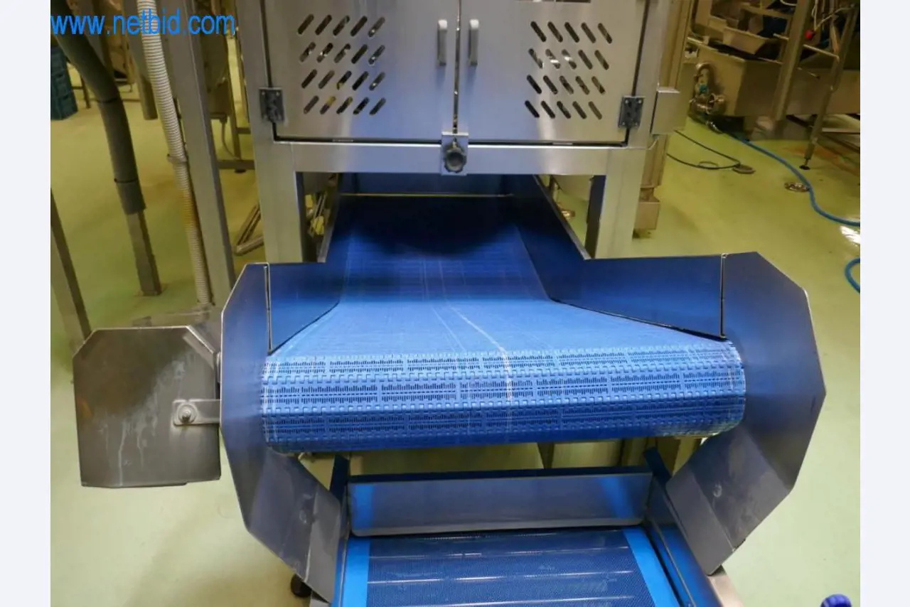 Dobro vzdrževani stroji in tehnična oprema iz živilskopredelovalnega sektorja-57