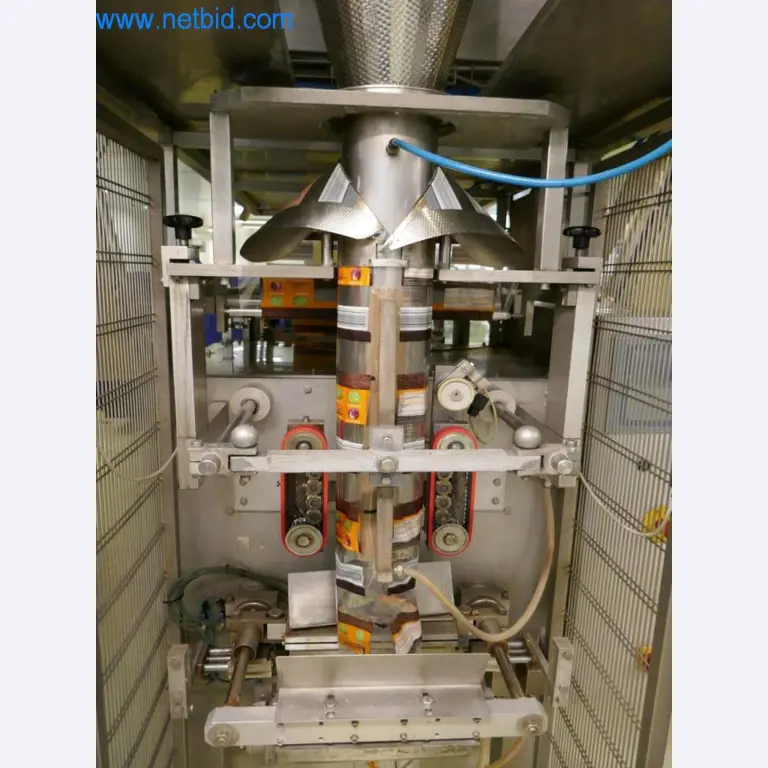 Dobro vzdrževani stroji in tehnična oprema iz živilskopredelovalnega sektorja-9