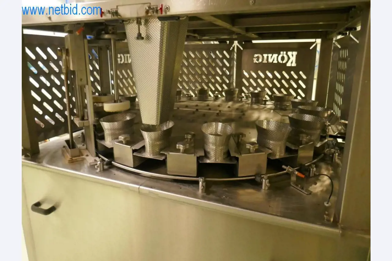 Máquinas y equipos técnicos del sector alimentario en buen estado de conservación-2