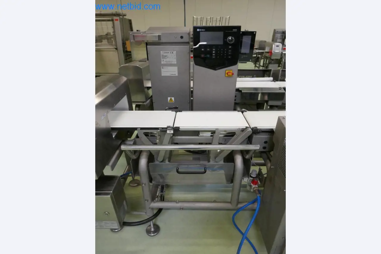 Dobro vzdrževani stroji in tehnična oprema iz živilskopredelovalnega sektorja-5