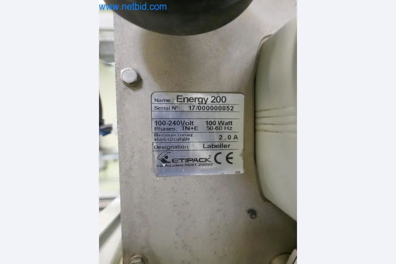 Máquinas y equipos técnicos del sector alimentario en buen estado de conservación-6