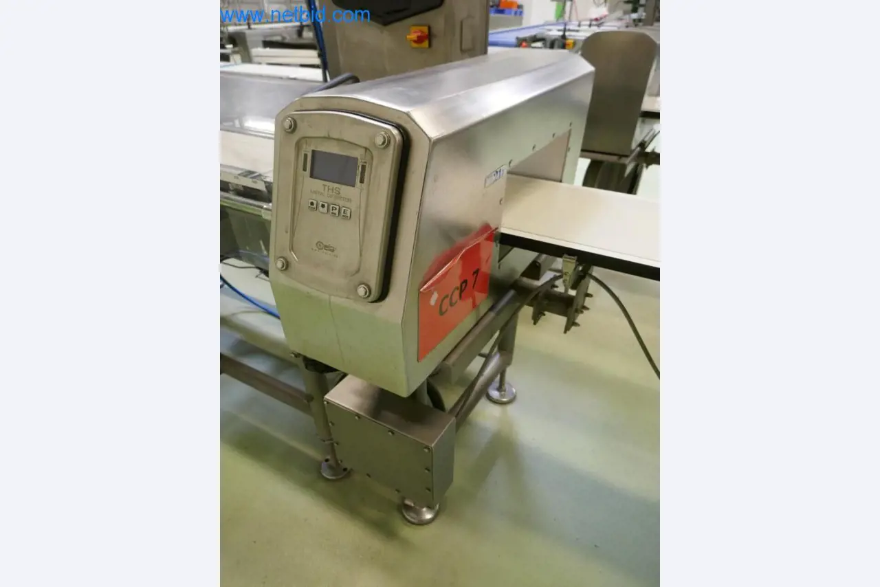 Dobro vzdrževani stroji in tehnična oprema iz živilskopredelovalnega sektorja-5