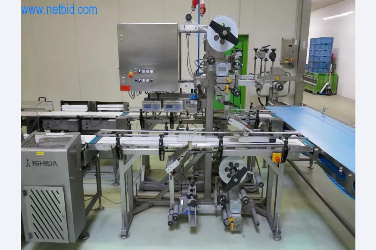 Gepflegte Maschinen und technische Anlagen aus dem Bereich der Lebensmittelverarbeitung-1