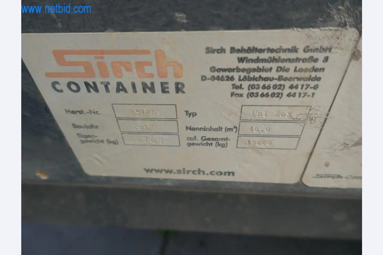 Máquinas e equipamentos técnicos do sector agroalimentar em bom estado de conservação-5