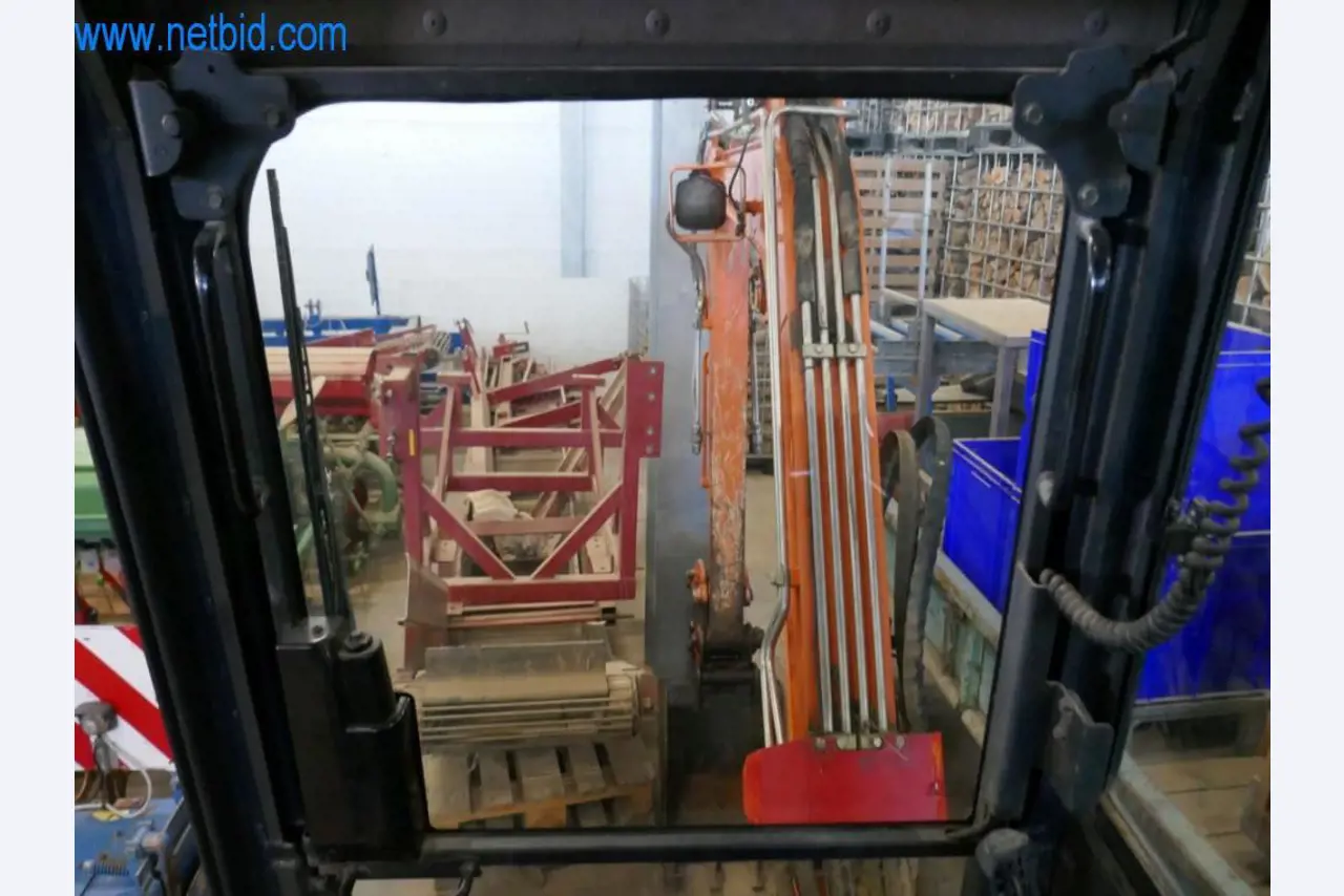 Máquinas e equipamentos técnicos do sector agroalimentar em bom estado de conservação-13