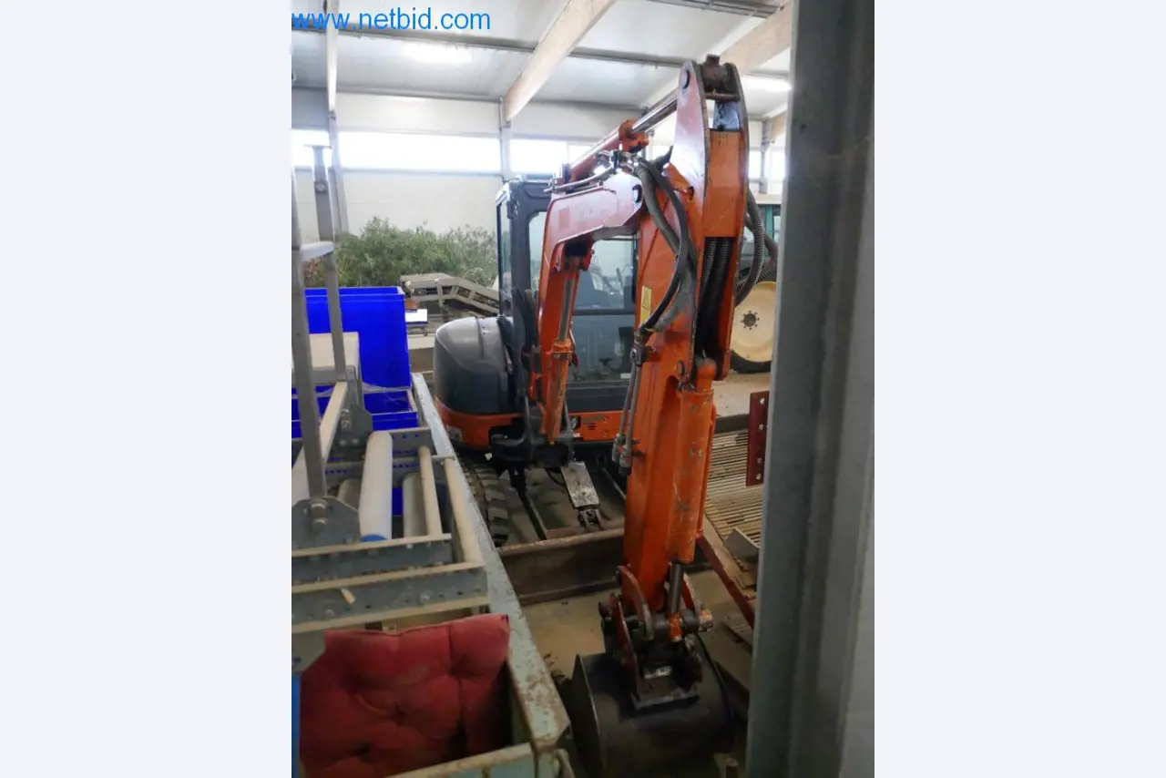 Máquinas e equipamentos técnicos do sector agroalimentar em bom estado de conservação-5