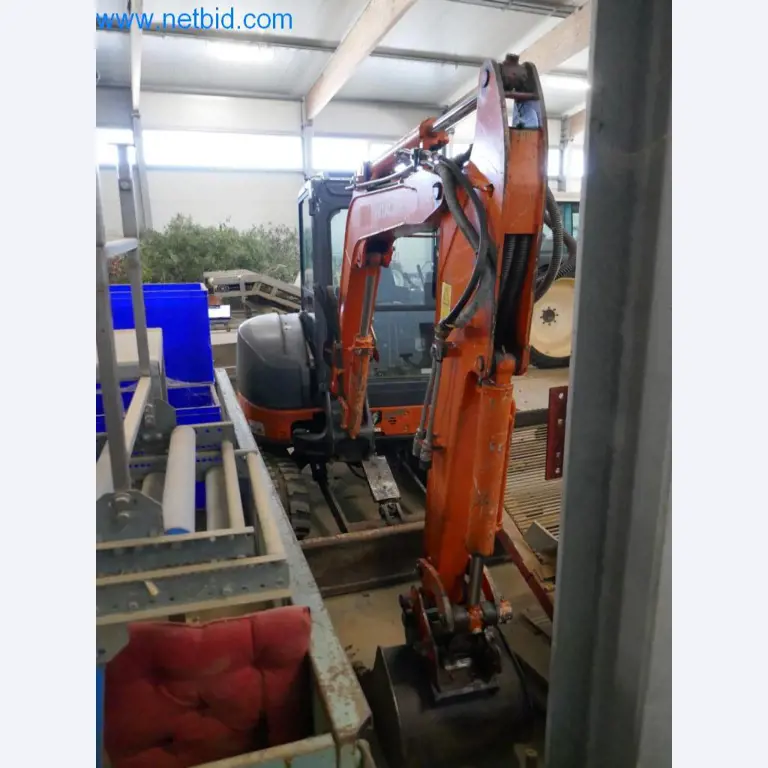 Máquinas e equipamentos técnicos do sector agroalimentar em bom estado de conservação-5