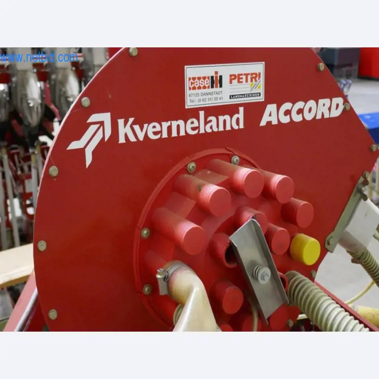 Dobro vzdrževani stroji in tehnična oprema iz živilskopredelovalnega sektorja-5