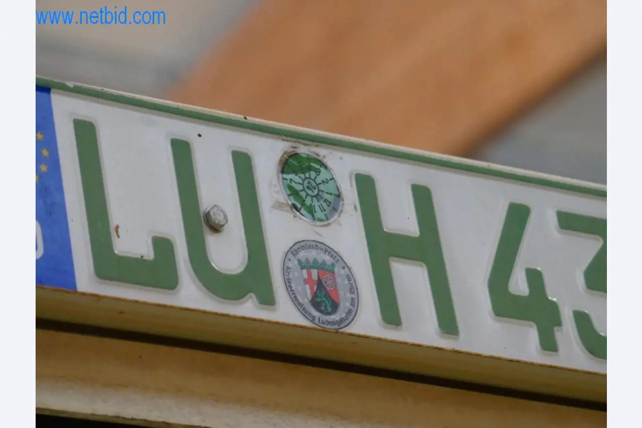 Dobro vzdrževani stroji in tehnična oprema iz živilskopredelovalnega sektorja-5