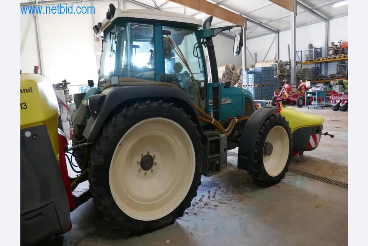 Dobro vzdrževani stroji in tehnična oprema iz živilskopredelovalnega sektorja-7