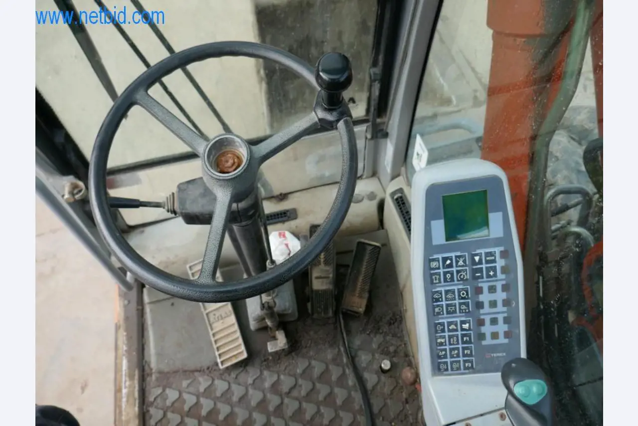 Dobro vzdrževani stroji in tehnična oprema iz živilskopredelovalnega sektorja-6