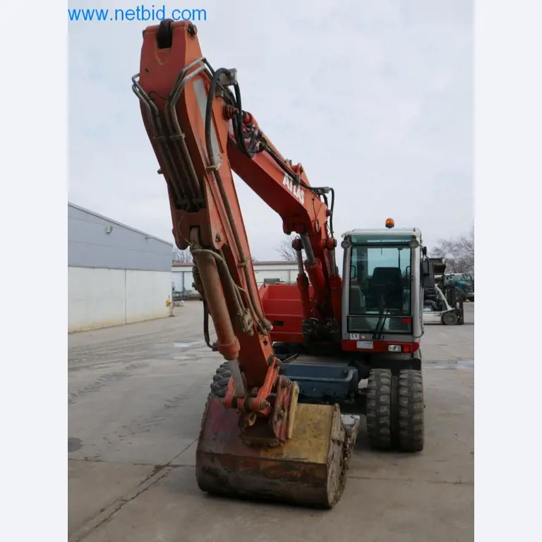 Dobro vzdrževani stroji in tehnična oprema iz živilskopredelovalnega sektorja-9