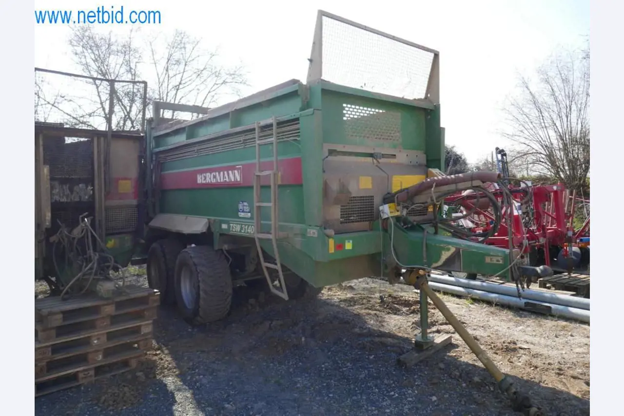 Máquinas e equipamentos técnicos do sector agroalimentar em bom estado de conservação-1