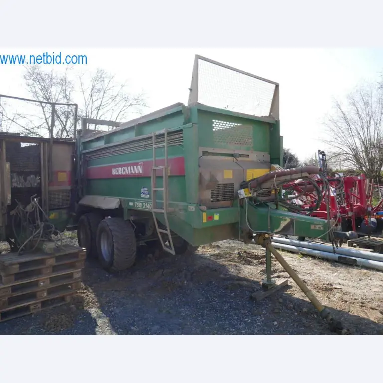 Máquinas e equipamentos técnicos do sector agroalimentar em bom estado de conservação-1