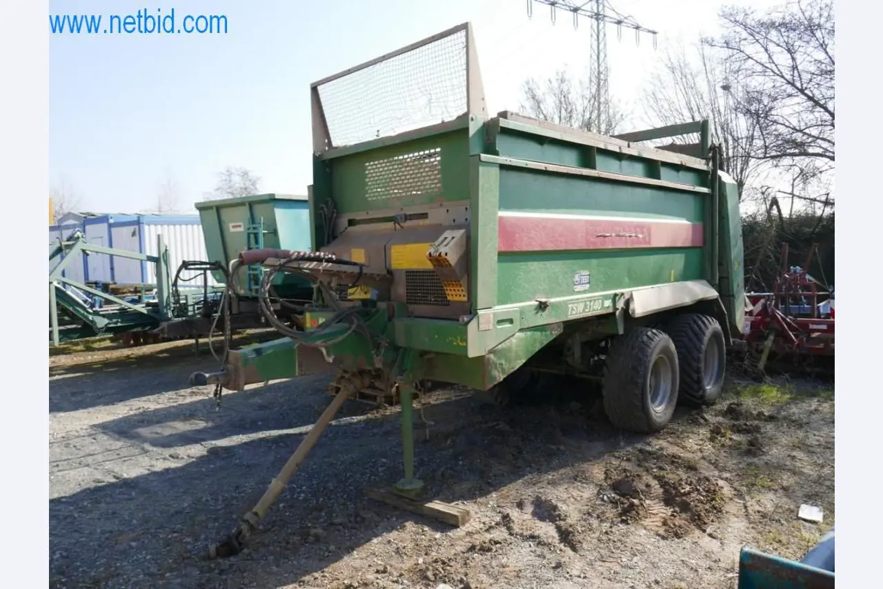 Máquinas e equipamentos técnicos do sector agroalimentar em bom estado de conservação-2