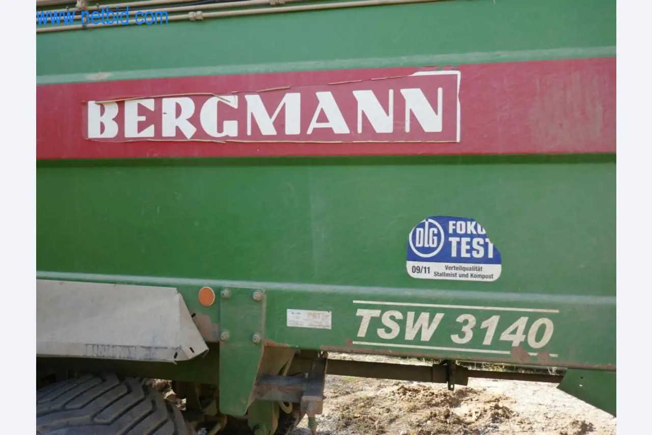 Máquinas e equipamentos técnicos do sector agroalimentar em bom estado de conservação-3