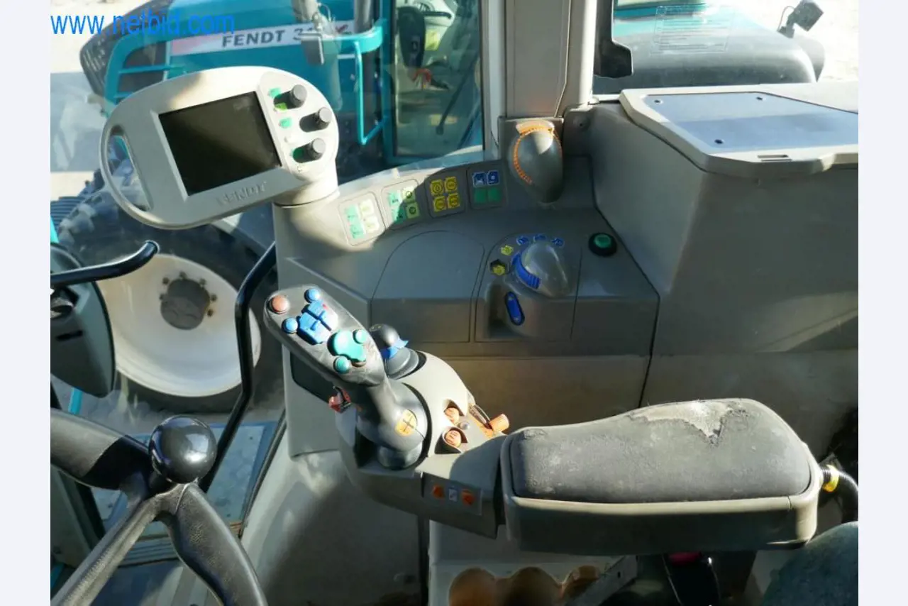 Máquinas e equipamentos técnicos do sector agroalimentar em bom estado de conservação-3