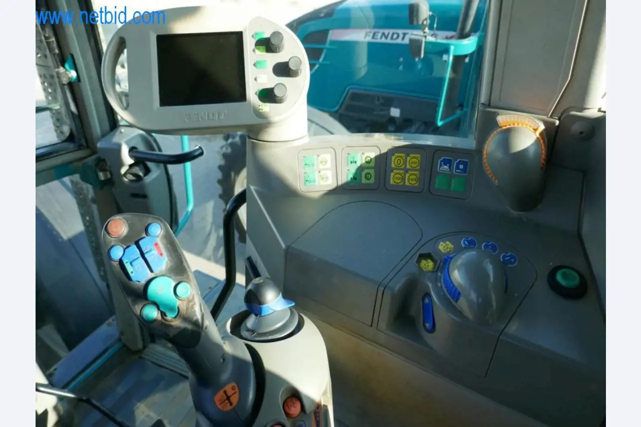 Máquinas e equipamentos técnicos do sector agroalimentar em bom estado de conservação-5