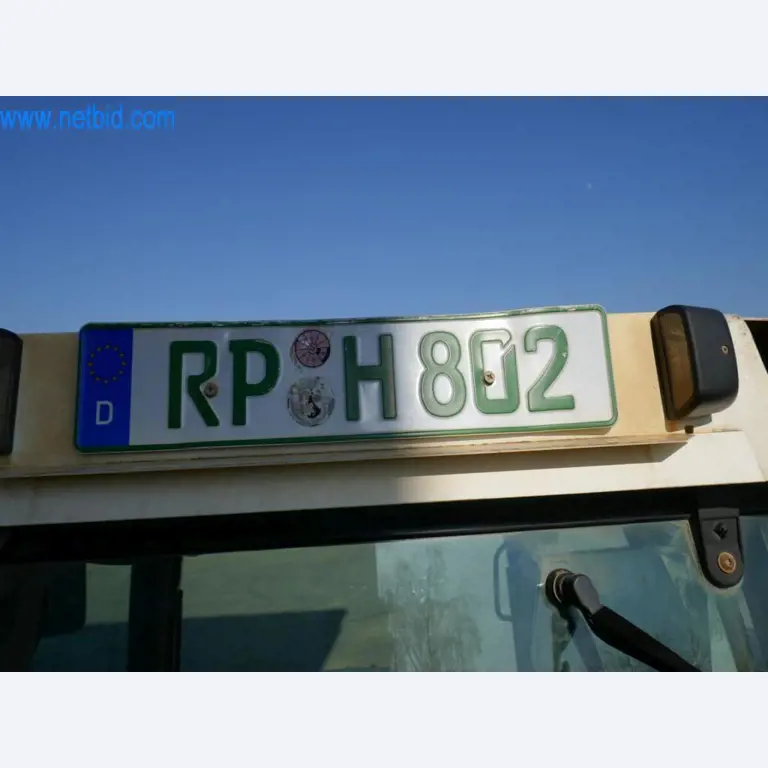 Máquinas e equipamentos técnicos do sector agroalimentar em bom estado de conservação-8