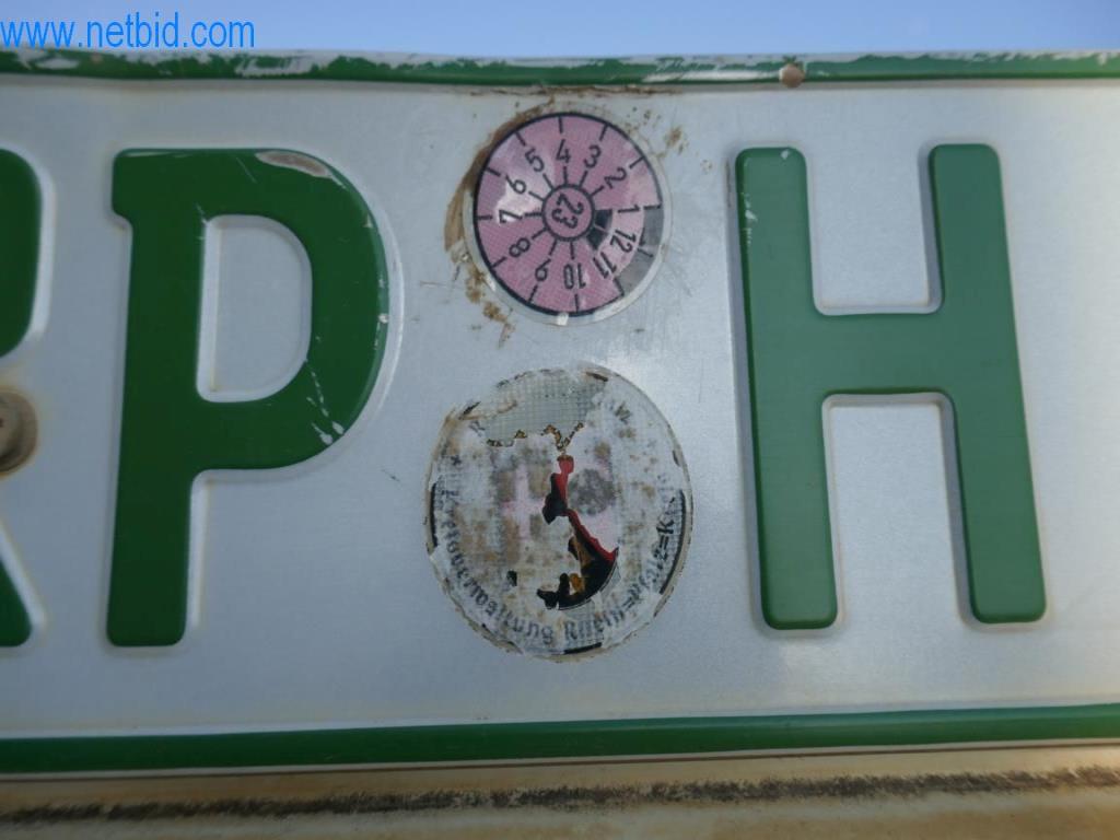 Máquinas y equipos técnicos del sector alimentario en buen estado de conservación-9