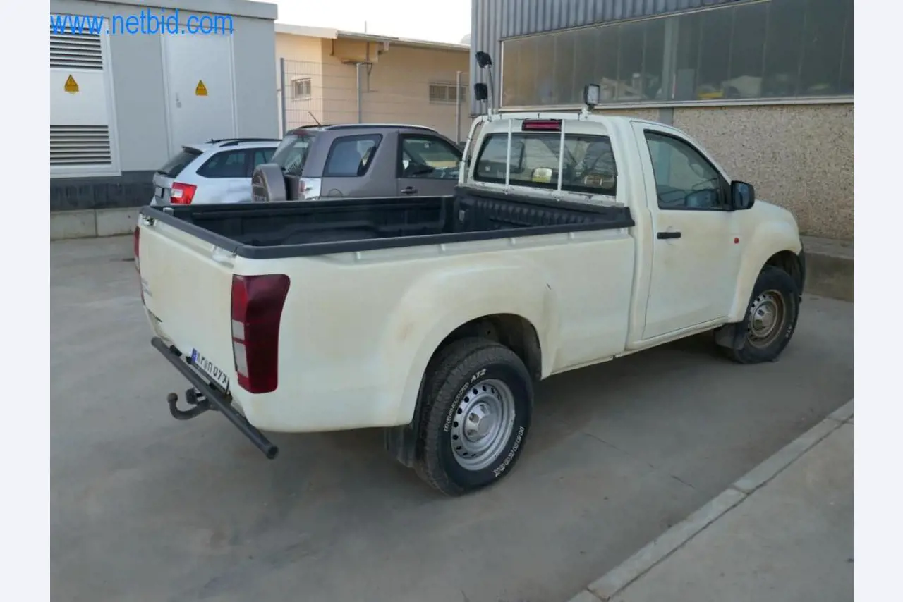 Máquinas e equipamentos técnicos do sector agroalimentar em bom estado de conservação-12