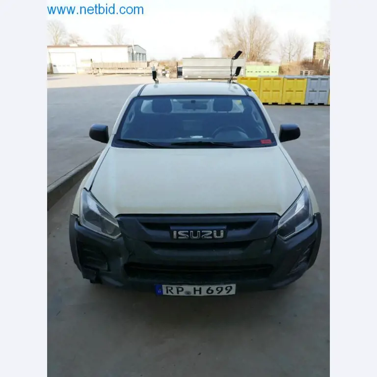 Máquinas e equipamentos técnicos do sector agroalimentar em bom estado de conservação-13