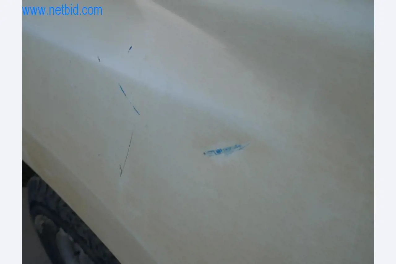 Máquinas e equipamentos técnicos do sector agroalimentar em bom estado de conservação-18