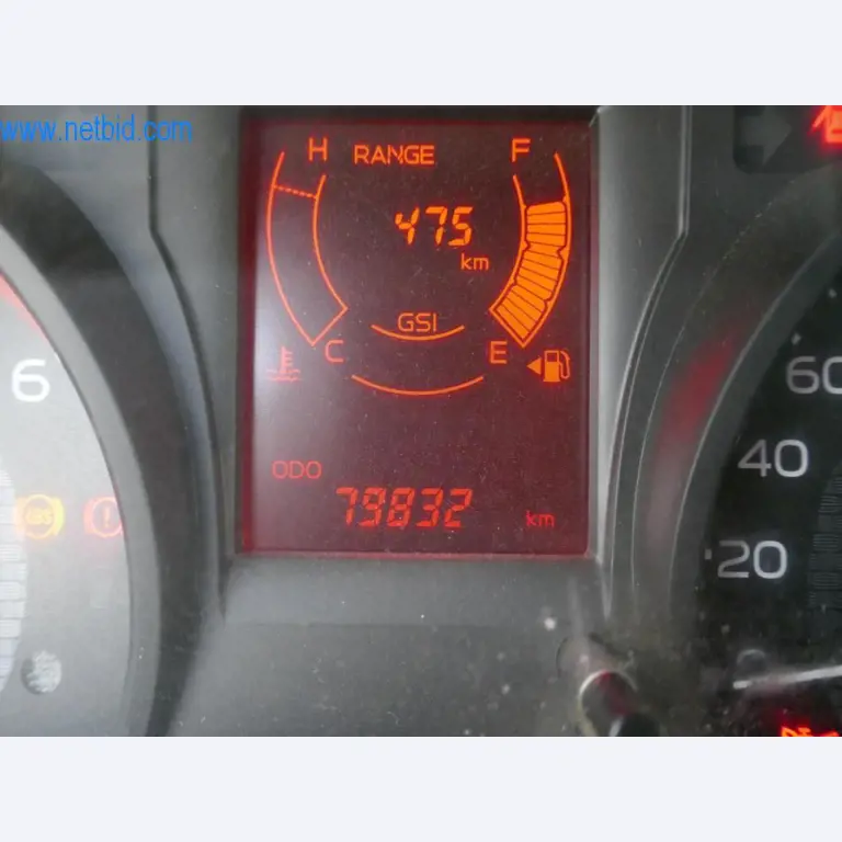 Máquinas e equipamentos técnicos do sector agroalimentar em bom estado de conservação-6