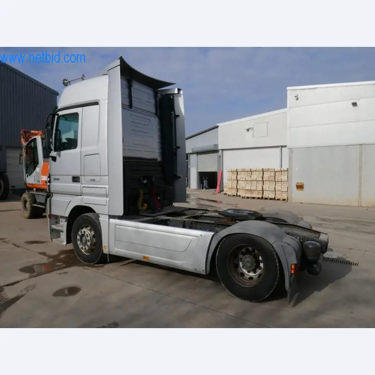 Máquinas e equipamentos técnicos do sector agroalimentar em bom estado de conservação-15