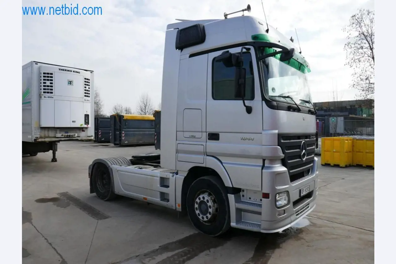 Máquinas e equipamentos técnicos do sector agroalimentar em bom estado de conservação-2