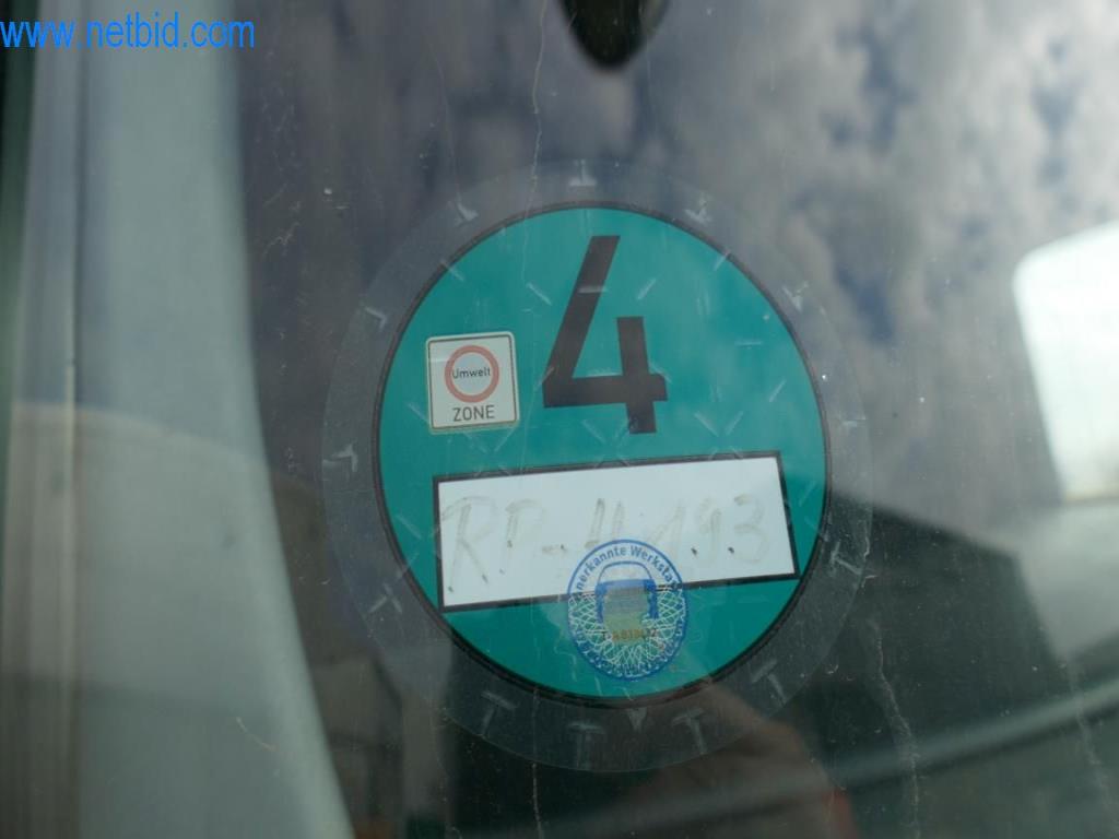 Máquinas y equipos técnicos del sector alimentario en buen estado de conservación-11