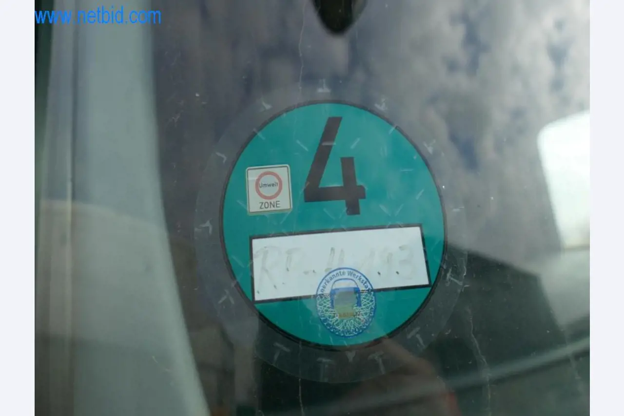 Máquinas e equipamentos técnicos do sector agroalimentar em bom estado de conservação-11