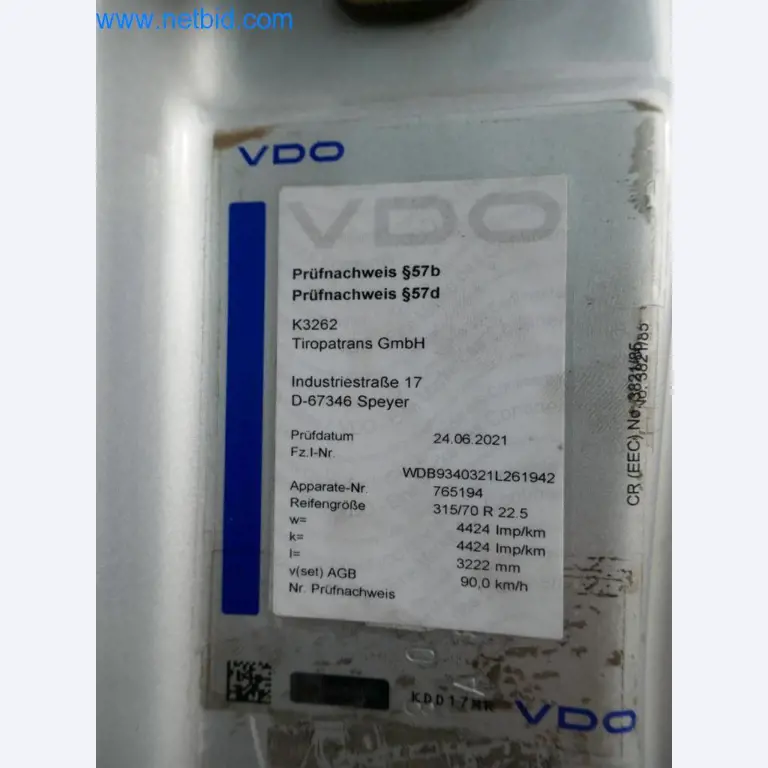 Máquinas e equipamentos técnicos do sector agroalimentar em bom estado de conservação-17