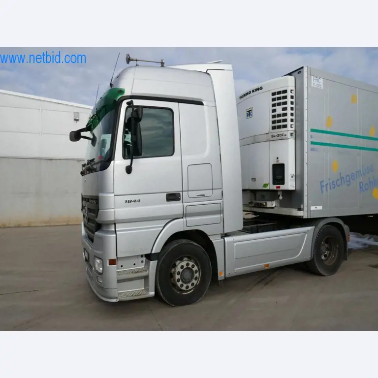 Máquinas e equipamentos técnicos do sector agroalimentar em bom estado de conservação-1