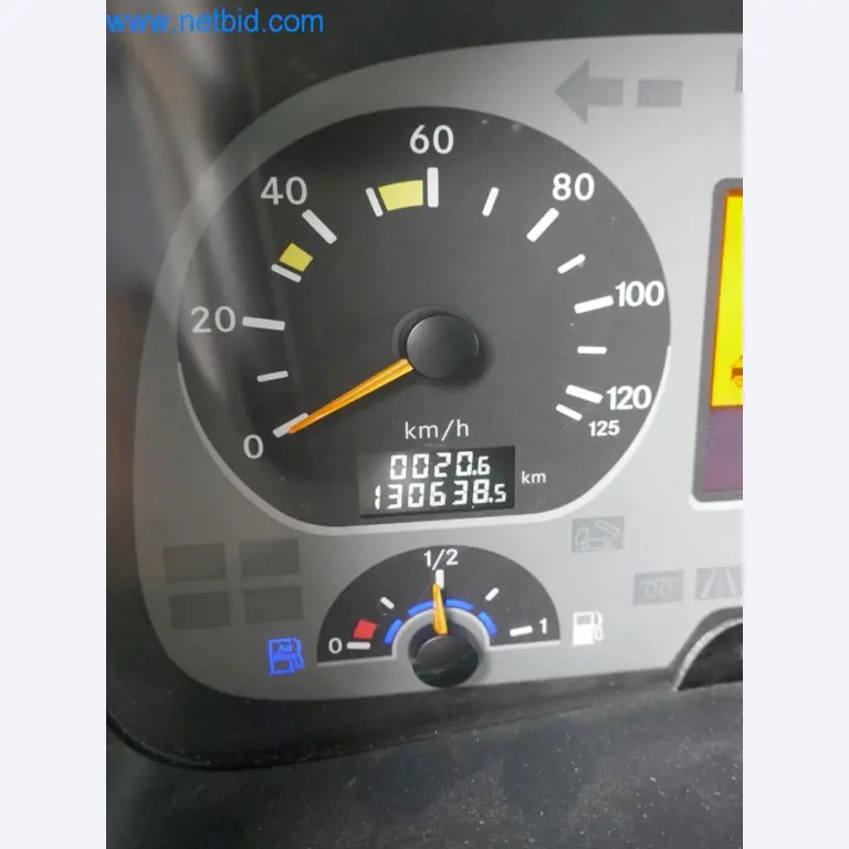 Máquinas e equipamentos técnicos do sector agroalimentar em bom estado de conservação-3