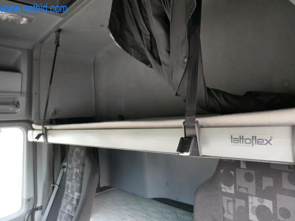 Máquinas y equipos técnicos del sector alimentario en buen estado de conservación-6