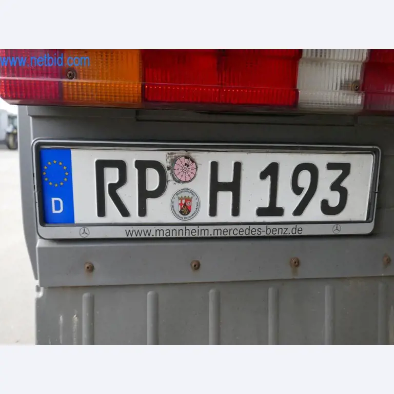 Máquinas e equipamentos técnicos do sector agroalimentar em bom estado de conservação-9