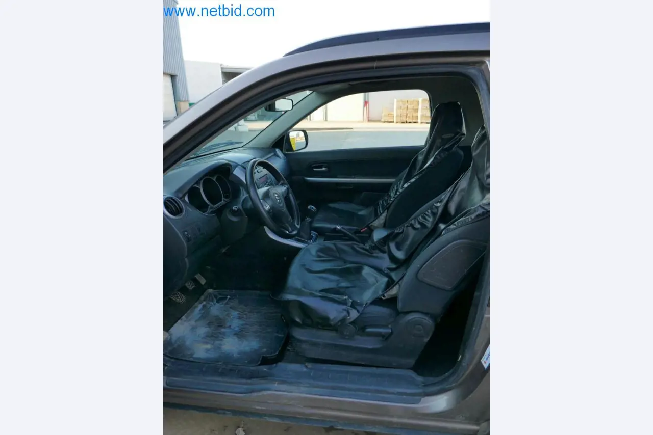 Dobro vzdrževani stroji in tehnična oprema iz živilskopredelovalnega sektorja-15