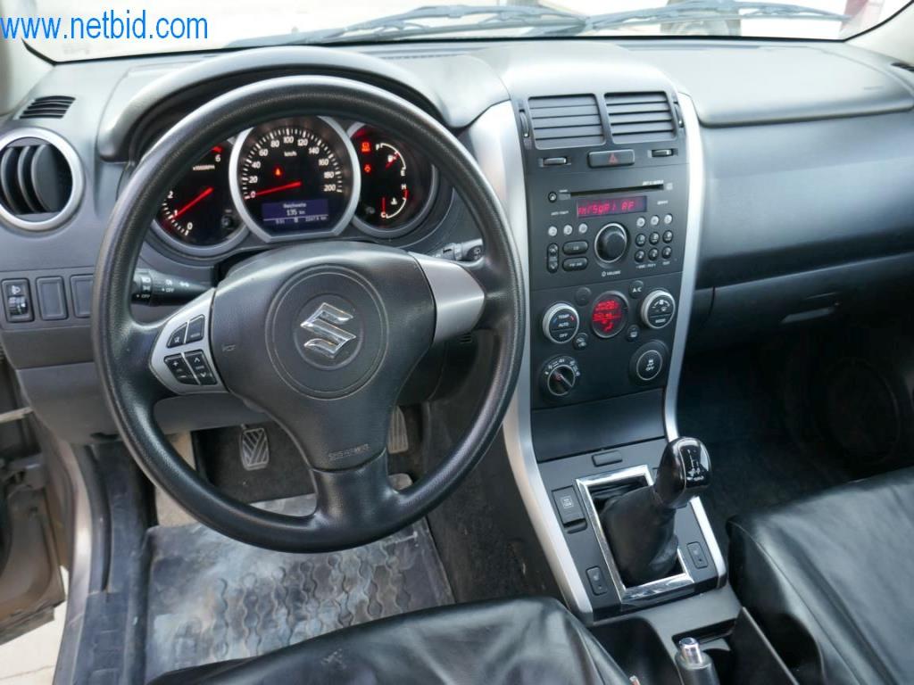 Máquinas y equipos técnicos del sector alimentario en buen estado de conservación-16